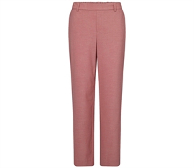 Mos Mosh Bai Roy Bukser, Dusty Rose